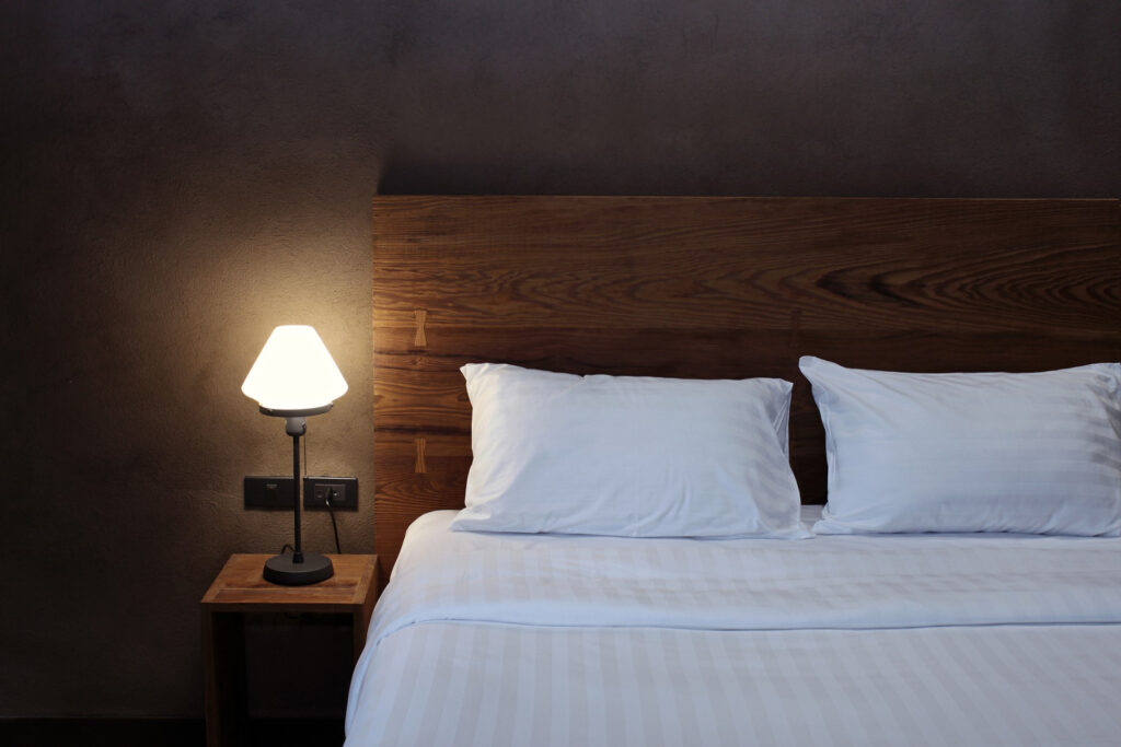 Qué lampara elegir para iluminar el dormitorio